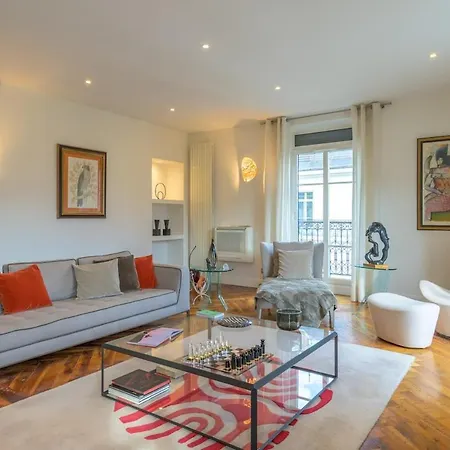 Appartement 46 Frishman Boutique Place Victor Hugo *