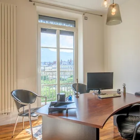 Appartement 46 Frishman Boutique Place Victor Hugo Grenoble